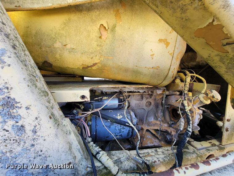 image for item HP9695 Ford 555B  backhoe