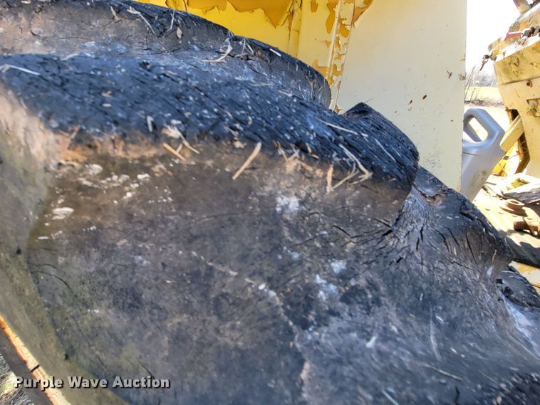 image for item HP9695 Ford 555B  backhoe