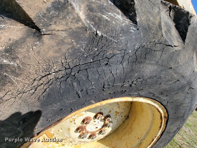 image for item HP9695 Ford 555B  backhoe