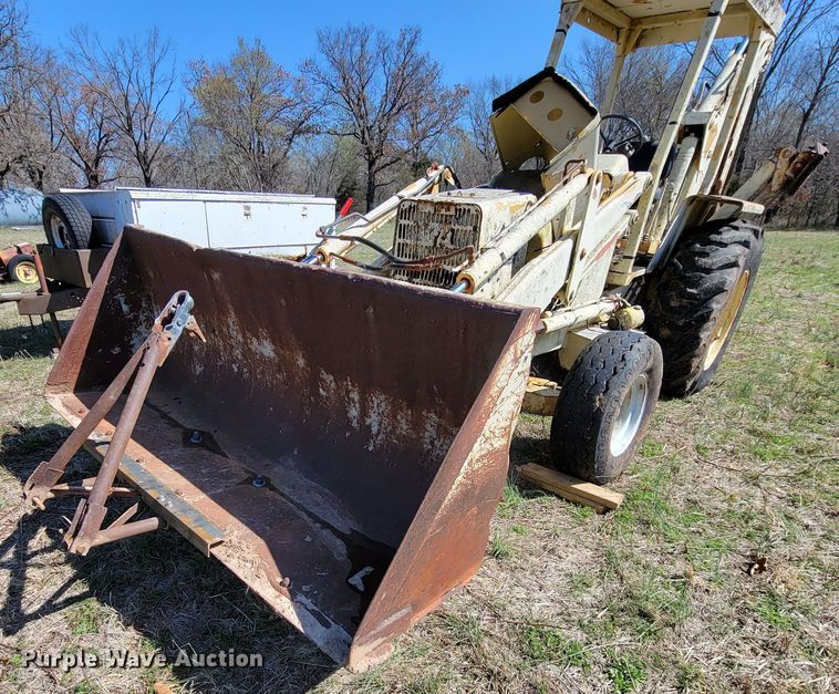 image for item HP9695 Ford 555B  backhoe