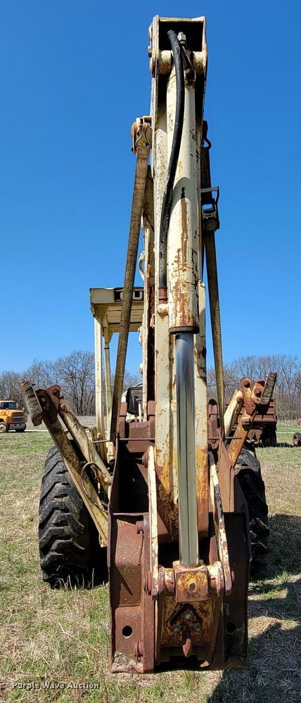 image for item HP9695 Ford 555B  backhoe