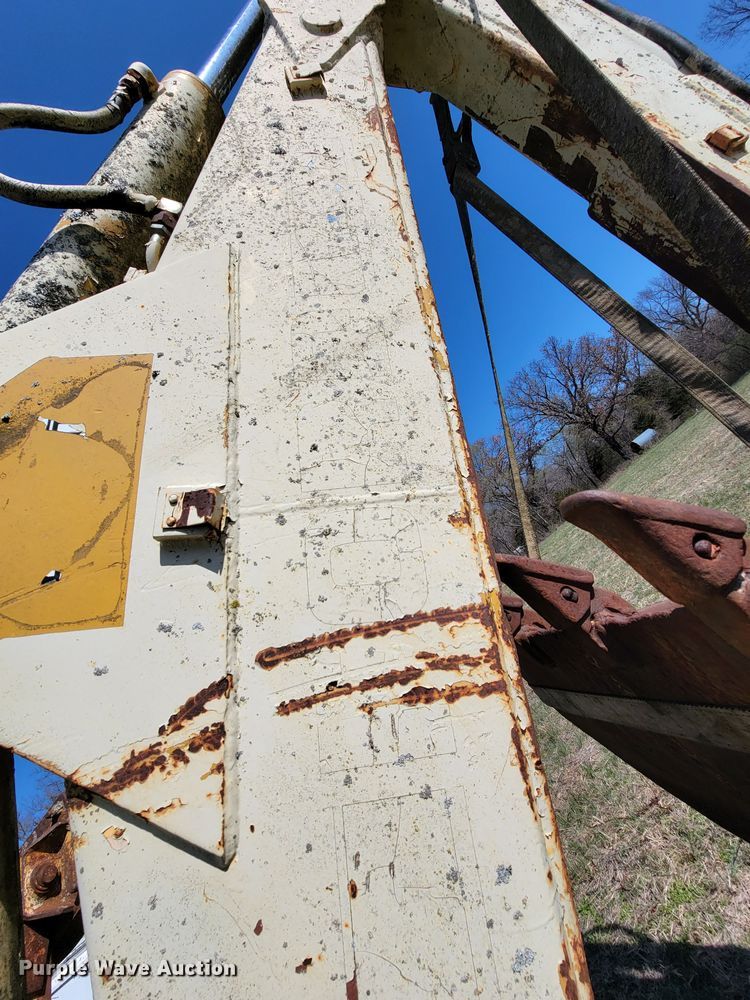 image for item HP9695 Ford 555B  backhoe