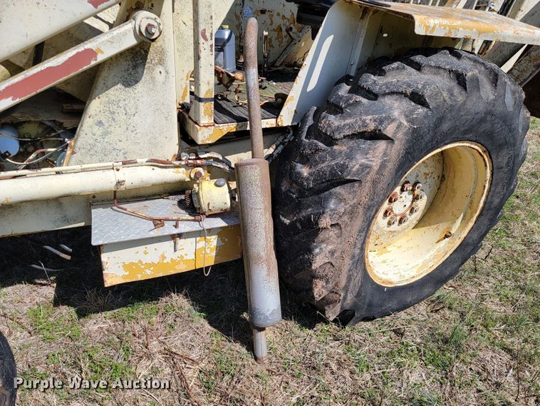 image for item HP9695 Ford 555B  backhoe