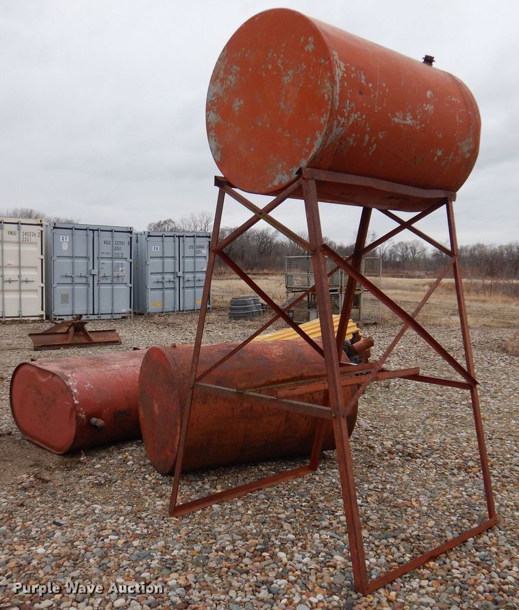image for item IO9456 (3) fuel tanks
