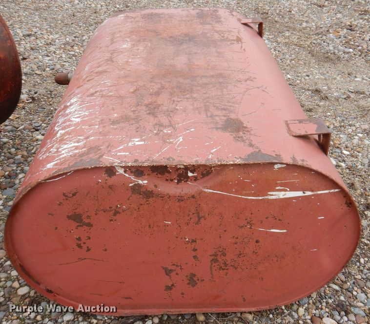 image for item IO9456 (3) fuel tanks