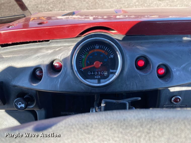 image for item JW9178 2015 Kawasaki Mule 4010  utility vehicle