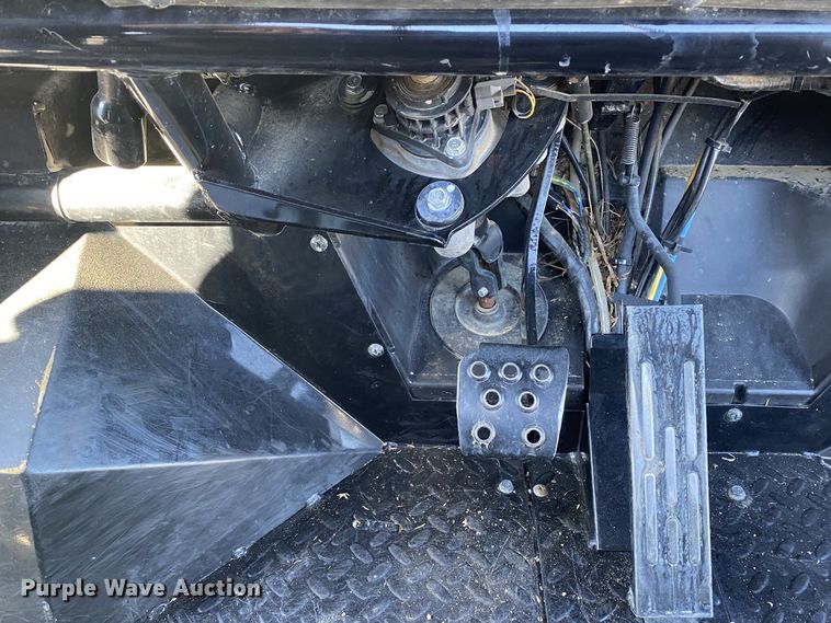 image for item JW9178 2015 Kawasaki Mule 4010  utility vehicle