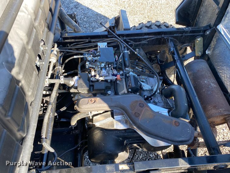 image for item JW9178 2015 Kawasaki Mule 4010  utility vehicle