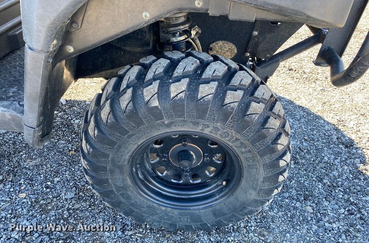 image for item JW9178 2015 Kawasaki Mule 4010  utility vehicle