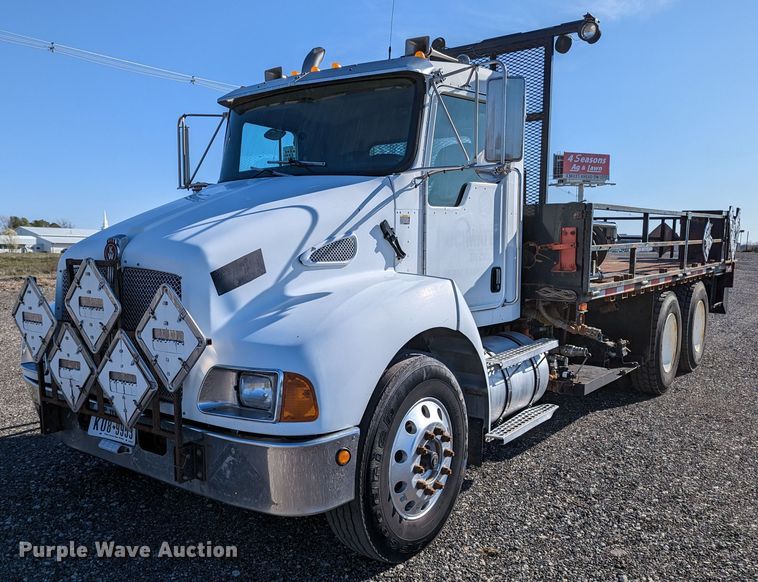 image for item KB9542 Kenworth  flatbed truck