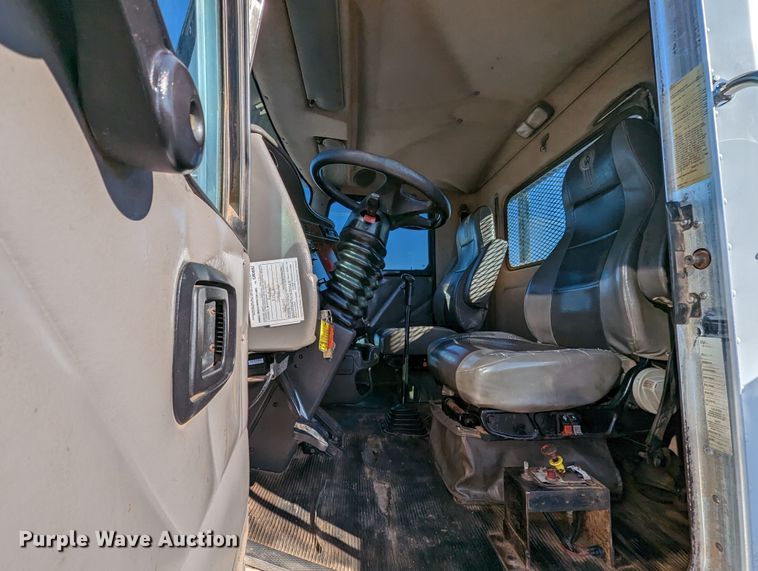 image for item KB9542 Kenworth  flatbed truck