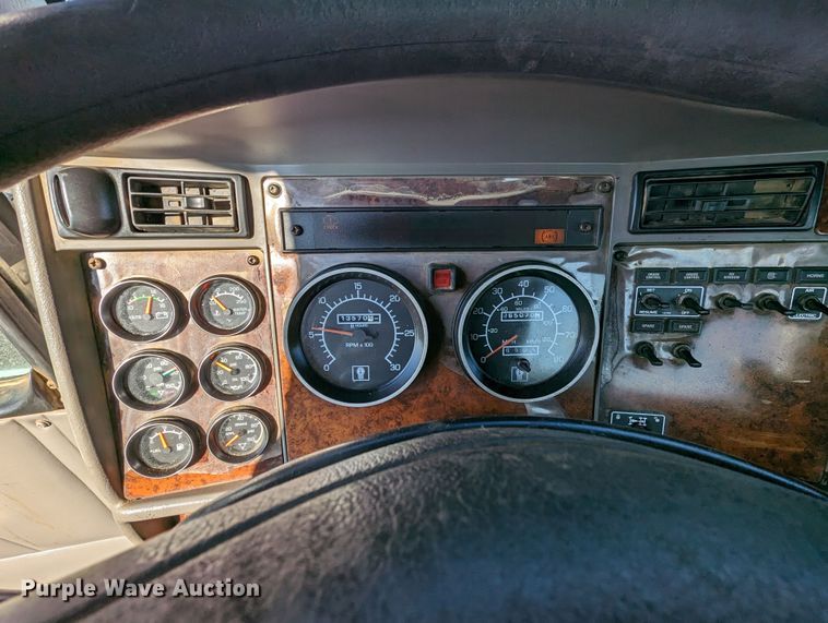 image for item KB9542 Kenworth  flatbed truck