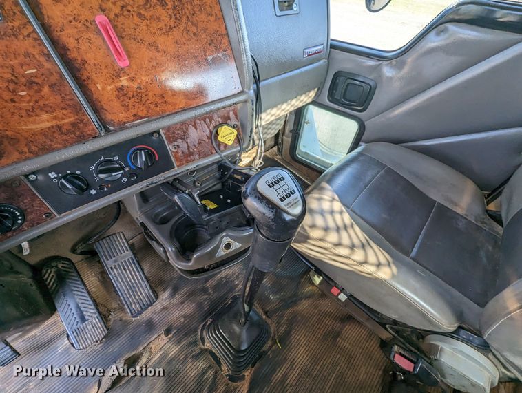 image for item KB9542 Kenworth  flatbed truck