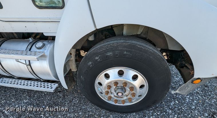 image for item KB9542 Kenworth  flatbed truck