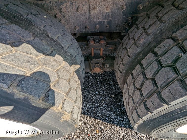 image for item KB9542 Kenworth  flatbed truck