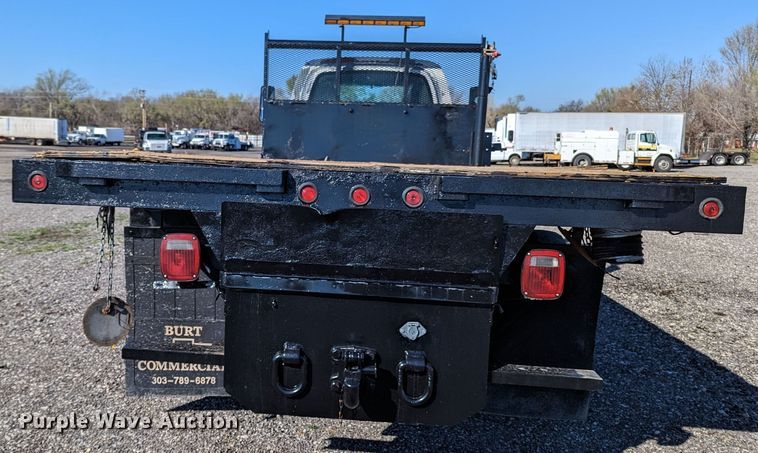 image for item KB9543 2006 Chevrolet C7500  flatbed truck