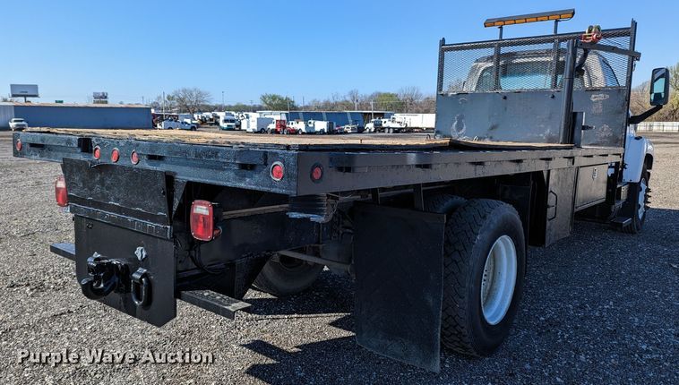 image for item KB9543 2006 Chevrolet C7500  flatbed truck