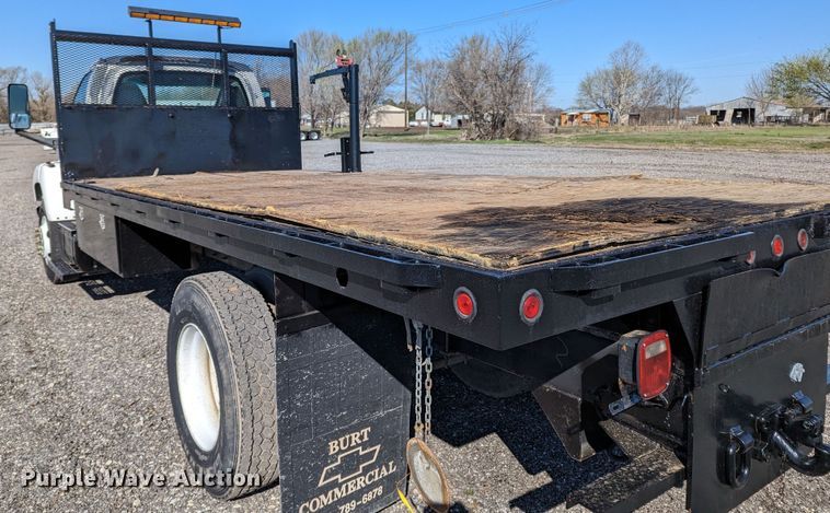 image for item KB9543 2006 Chevrolet C7500  flatbed truck
