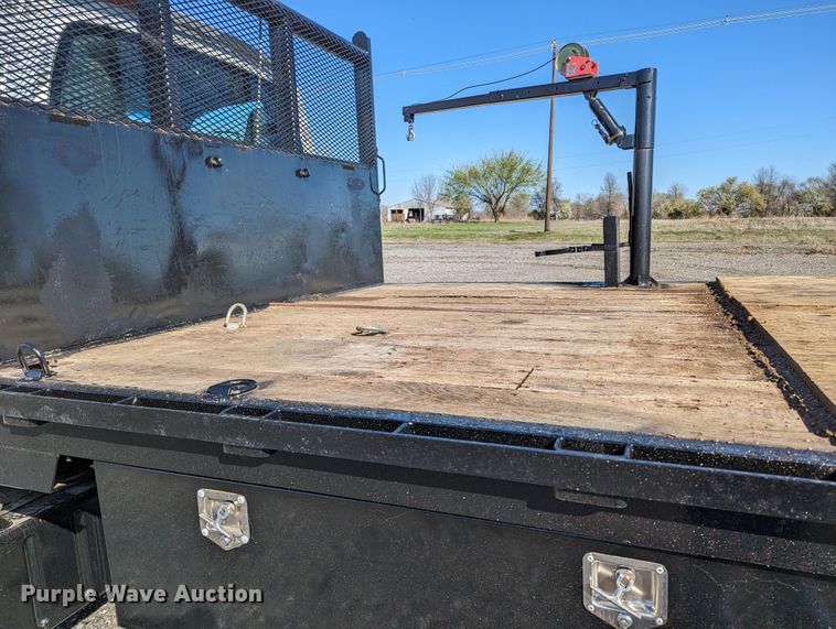 image for item KB9543 2006 Chevrolet C7500  flatbed truck