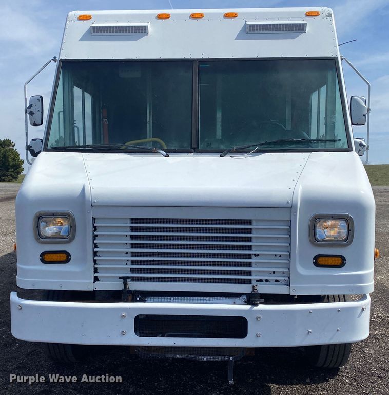 image for item KB9558 2012 Ford F59  delivery van