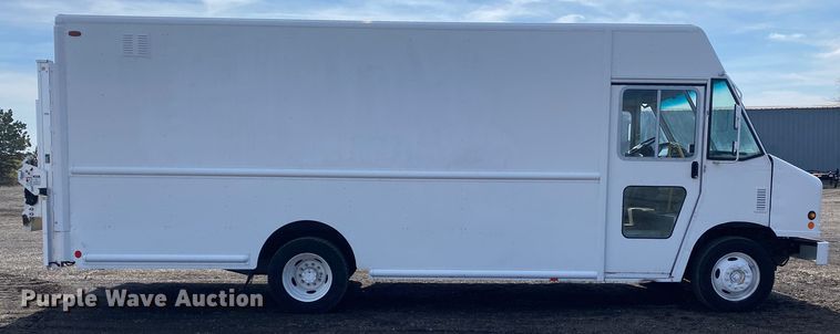 image for item KB9558 2012 Ford F59  delivery van