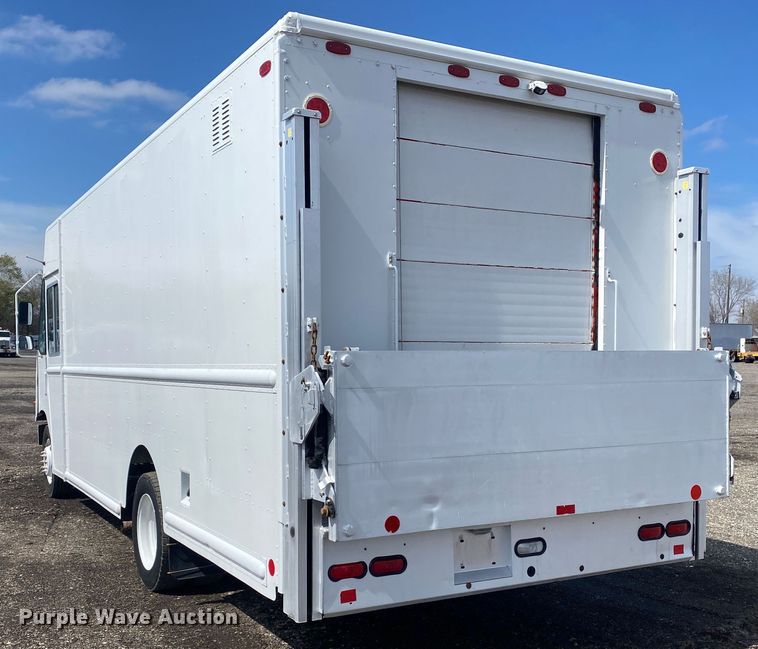 image for item KB9558 2012 Ford F59  delivery van