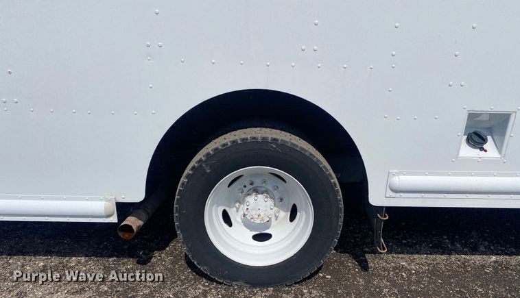 image for item KB9558 2012 Ford F59  delivery van