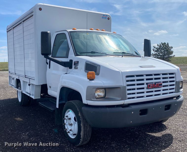 image for item KB9560 2008 GMC C5500  delivery truck
