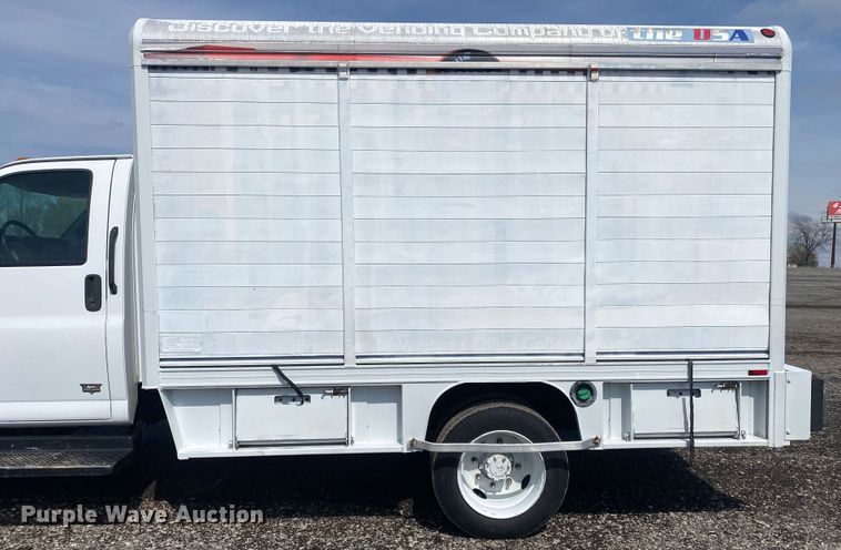 image for item KB9560 2008 GMC C5500  delivery truck