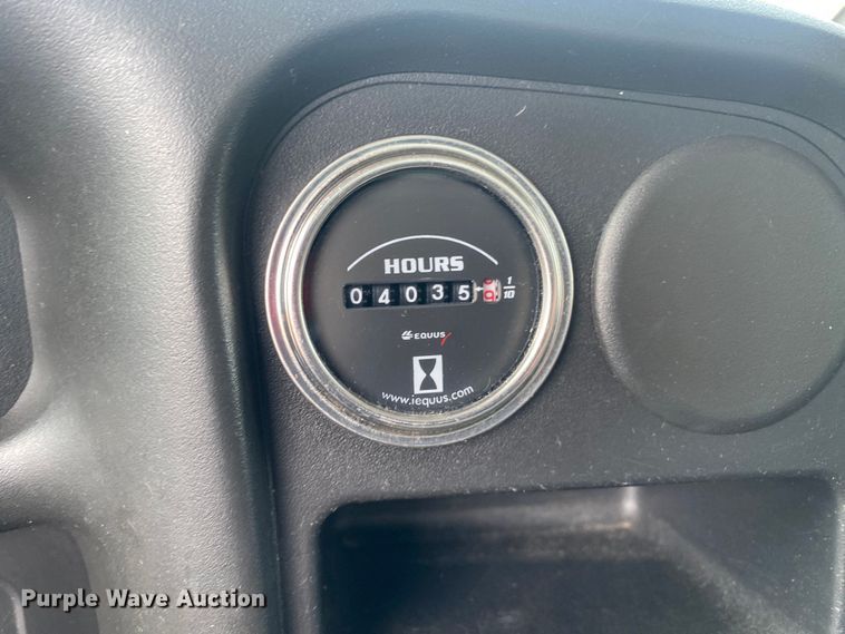 image for item KB9560 2008 GMC C5500  delivery truck