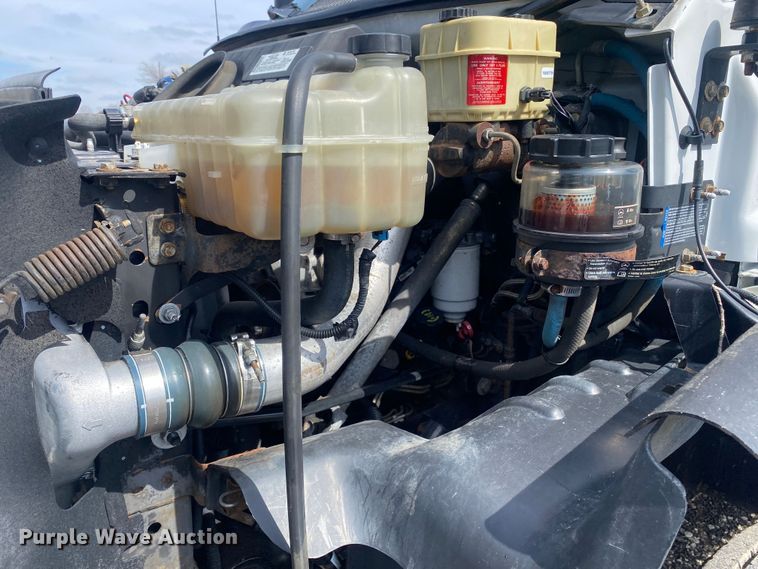 image for item KB9560 2008 GMC C5500  delivery truck