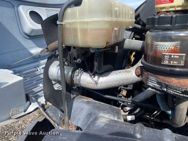 image for item KB9560 2008 GMC C5500  delivery truck