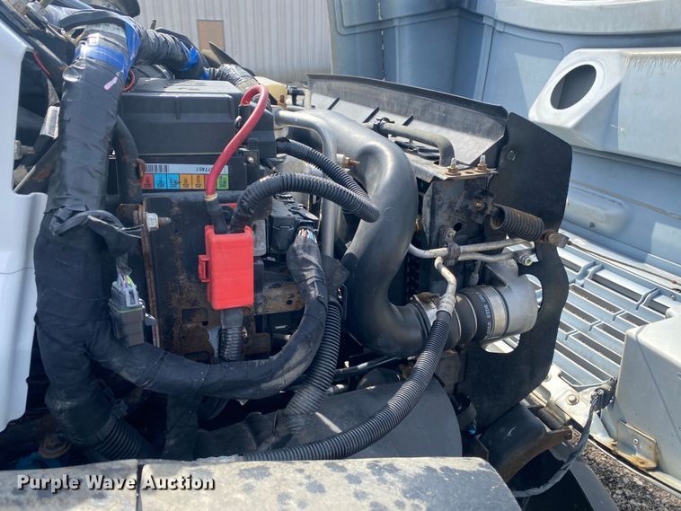 image for item KB9560 2008 GMC C5500  delivery truck