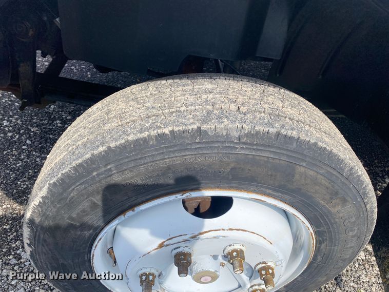 image for item KB9560 2008 GMC C5500  delivery truck