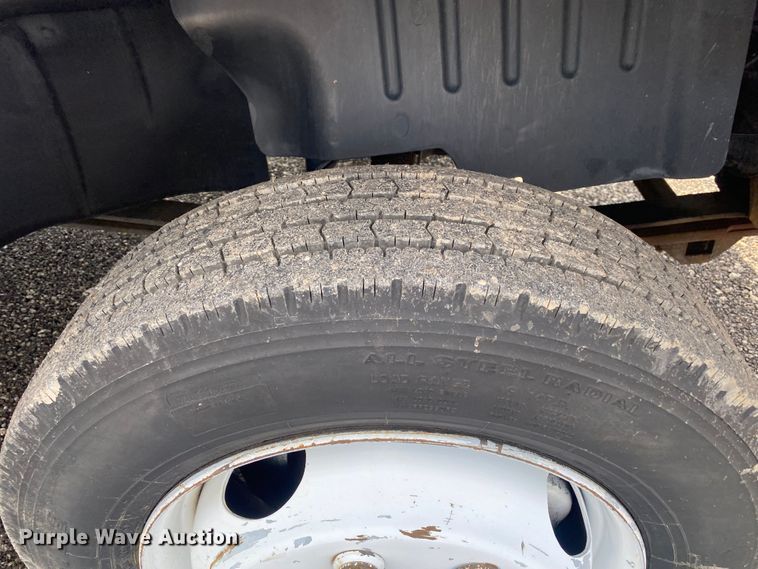 image for item KB9560 2008 GMC C5500  delivery truck