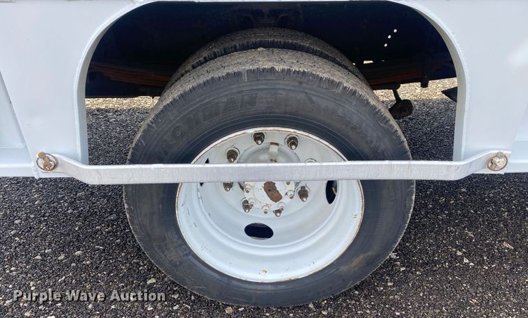 image for item KB9560 2008 GMC C5500  delivery truck