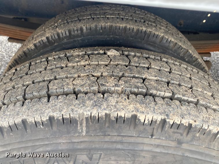 image for item KB9560 2008 GMC C5500  delivery truck