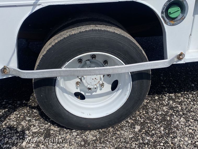 image for item KB9560 2008 GMC C5500  delivery truck