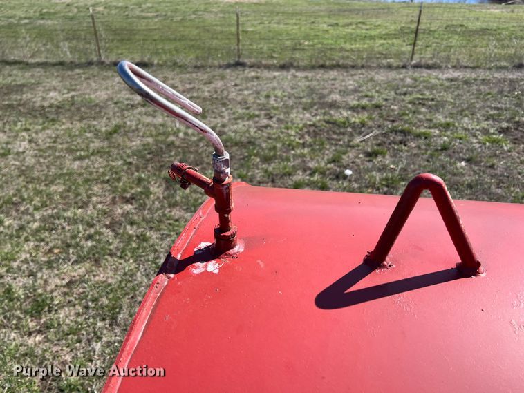 image for item KR9414 Fuel tank