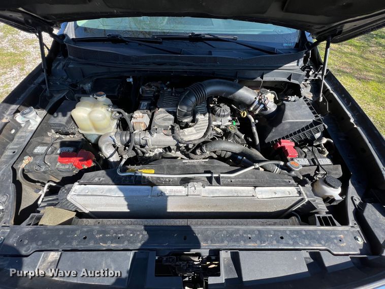 image for item KR9415 2017 Nissan Titan  King Cab pickup truck