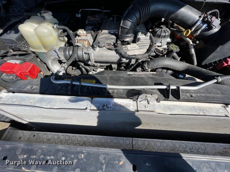 image for item KR9415 2017 Nissan Titan  King Cab pickup truck