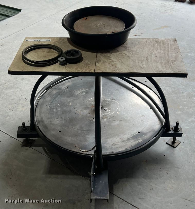 image for item KR9458 Pottery wheel