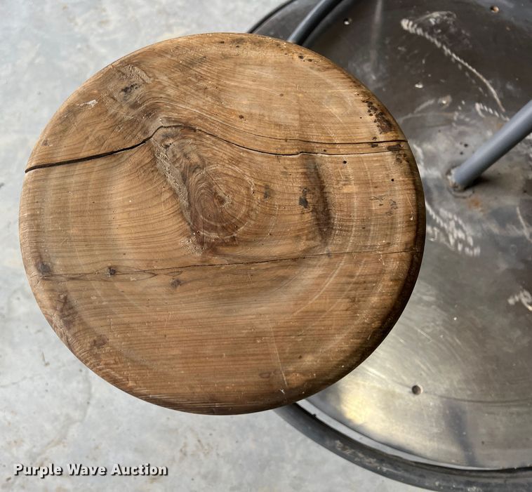 image for item KR9458 Pottery wheel