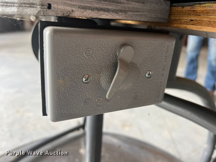 image for item KR9458 Pottery wheel