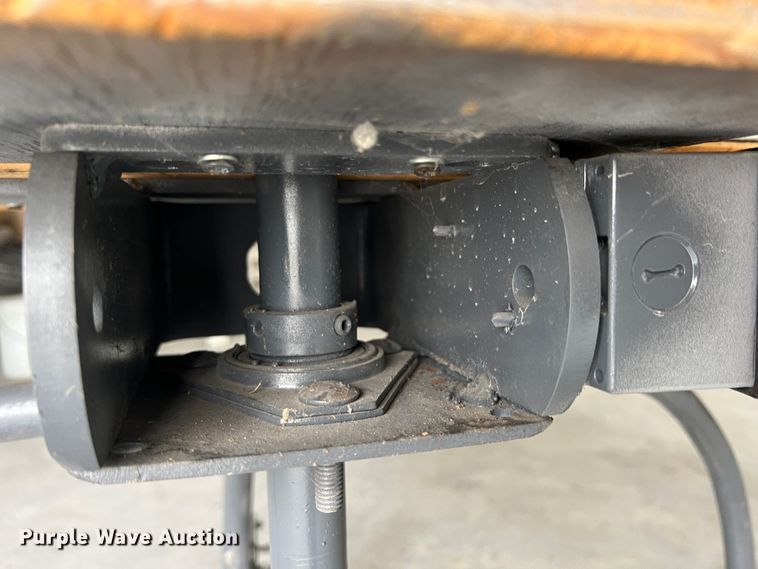 image for item KR9458 Pottery wheel