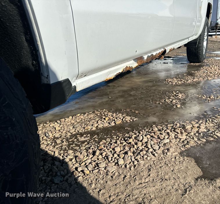 image for item KU9862 2014 Chevrolet Silverado 1500  Crew Cab pickup truck