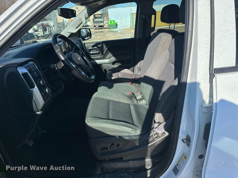 image for item KU9862 2014 Chevrolet Silverado 1500  Crew Cab pickup truck