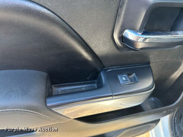 image for item KU9862 2014 Chevrolet Silverado 1500  Crew Cab pickup truck