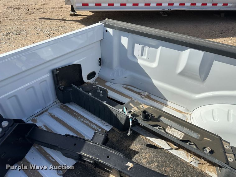 image for item KX9200 Ford  pickup bed