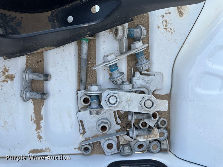 image for item KX9200 Ford  pickup bed